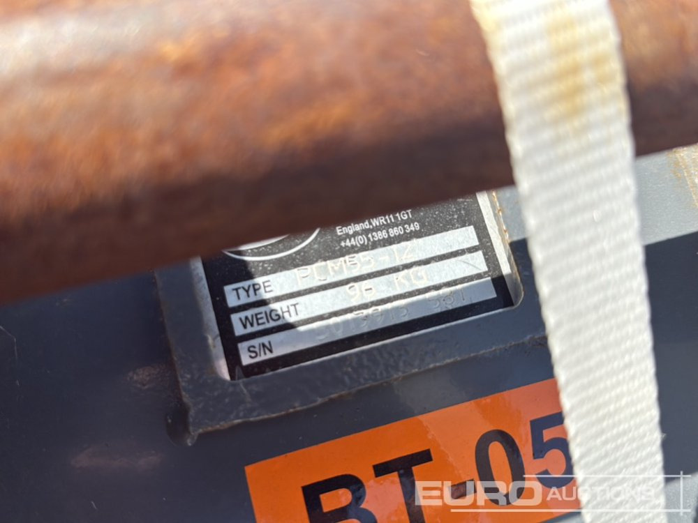 Unused Strickland 30", 12" Digging Buckets 45mm Pin to suit 6+ Ton Excavator - דלי: תמונה 5 Unused Strickland 30", 12" Digging Buckets 45mm Pin to suit 6+ Ton Excavator - דלי: תמונה 5