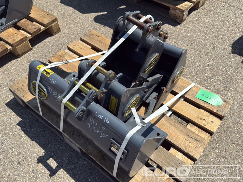Unused Strickland 30" Ditching, 18", 12", 9" Digging Bucket 25mm Pin to suit Mini Excavator - דלי: תמונה 3 Unused Strickland 30" Ditching, 18", 12", 9" Digging Bucket 25mm Pin to suit Mini Excavator - דלי: תמונה 3