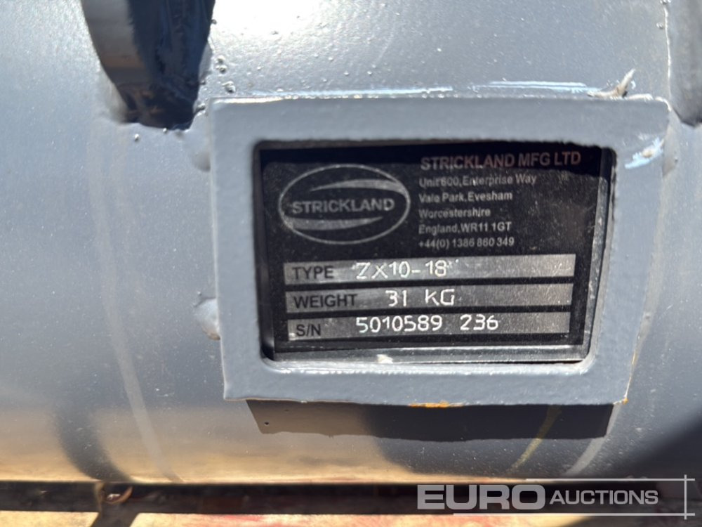 Unused Strickland 36" Ditching, 18", 9", 6" Digging Bucket 25mm Pin to suit Mini Excavator - דלי: תמונה 5 Unused Strickland 36" Ditching, 18", 9", 6" Digging Bucket 25mm Pin to suit Mini Excavator - דלי: תמונה 5
