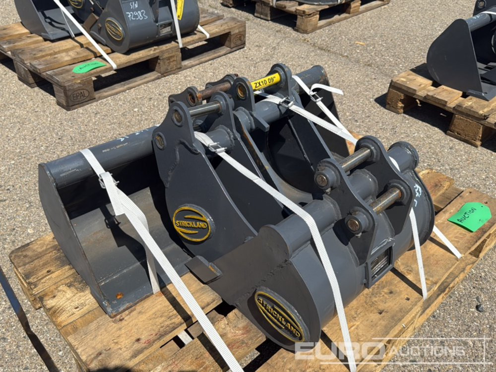 Unused Strickland 36" Ditching, 18", 9", 6" Digging Bucket 25mm Pin to suit Mini Excavator - דלי: תמונה 3 Unused Strickland 36" Ditching, 18", 9", 6" Digging Bucket 25mm Pin to suit Mini Excavator - דלי: תמונה 3