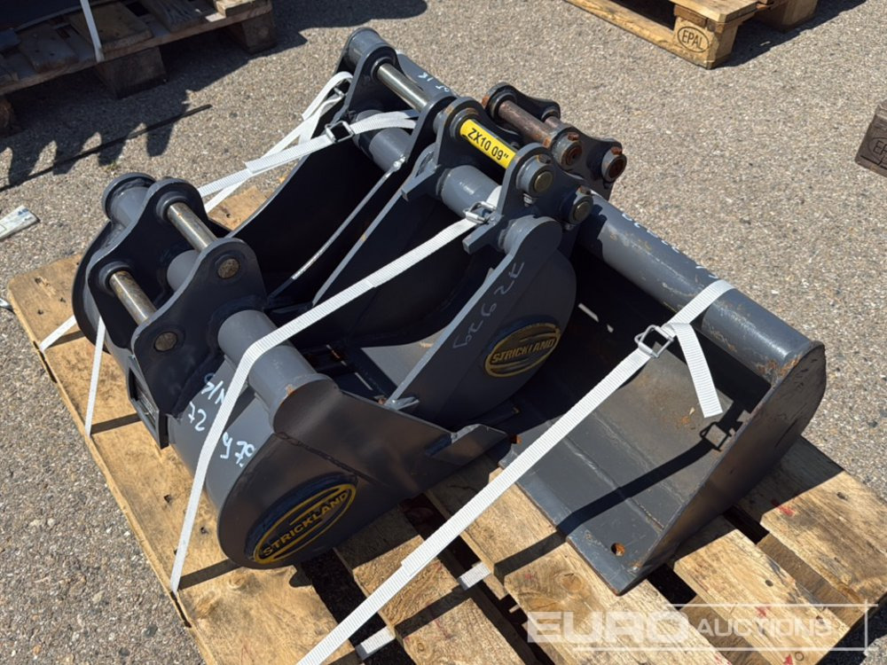 Unused Strickland 36" Ditching, 18", 9", 6" Digging Bucket 25mm Pin to suit Mini Excavator - דלי: תמונה 4 Unused Strickland 36" Ditching, 18", 9", 6" Digging Bucket 25mm Pin to suit Mini Excavator - דלי: תמונה 4