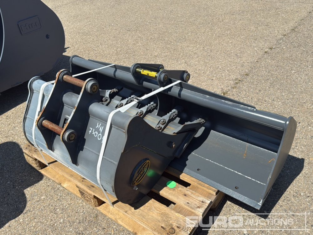 Unused Strickland 60" Ditching, 30" Digging Buckets 30mm Pin to suit JCB 2CX Excavator - דלי: תמונה 2 Unused Strickland 60" Ditching, 30" Digging Buckets 30mm Pin to suit JCB 2CX Excavator - דלי: תמונה 2