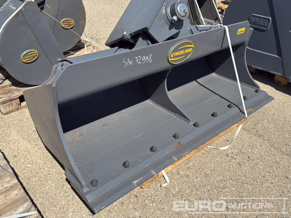 Unused Strickland 72" Tilt Ditching Bucket to suit 13 Ton Excavator - דלי: תמונה 1 Unused Strickland 72" Tilt Ditching Bucket to suit 13 Ton Excavator - דלי: תמונה 1