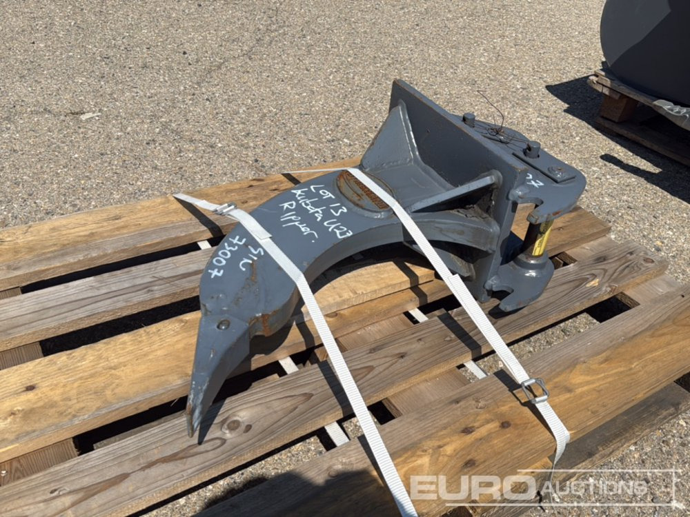 Unused Strickland Ripper 30mm Pin to suit Mini Excavator - דלי: תמונה 4 Unused Strickland Ripper 30mm Pin to suit Mini Excavator - דלי: תמונה 4