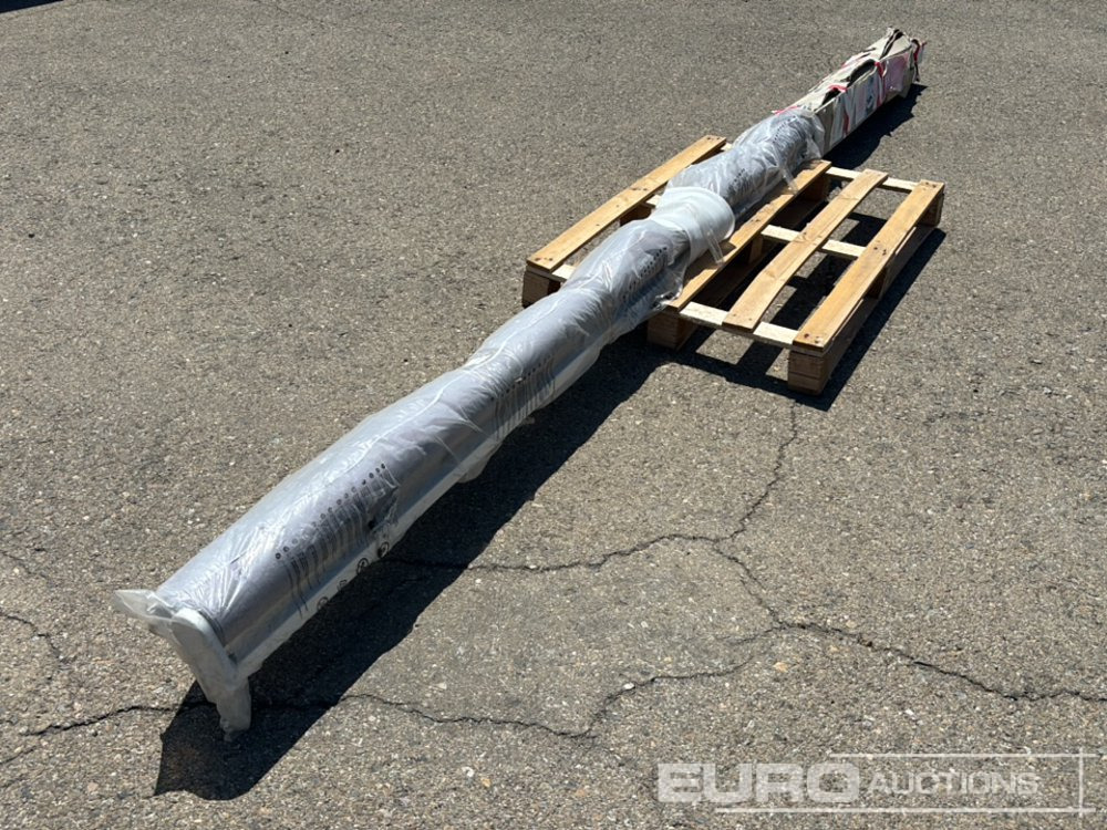 Wall Mounted Sunblocker (4x2.5m) - ציוד בנייה: תמונה 5 Wall Mounted Sunblocker (4x2.5m) - ציוד בנייה: תמונה 5