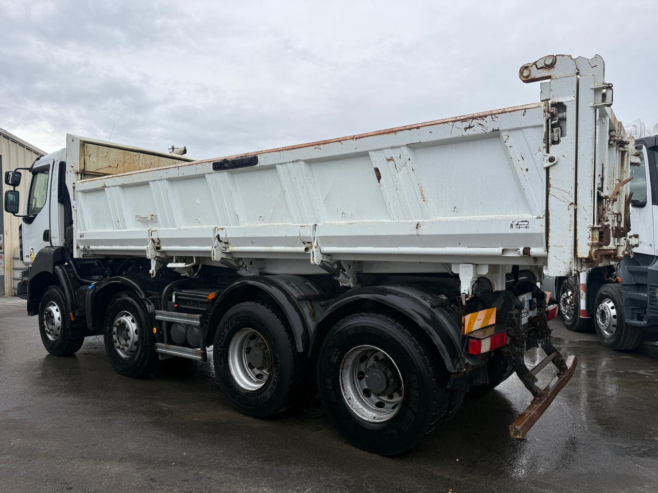 Camion benne arrière Renault Kerax 450 avec benne Meiller AN-885-BW - מזהיר: תמונה 5 Camion benne arrière Renault Kerax 450 avec benne Meiller AN-885-BW - מזהיר: תמונה 5