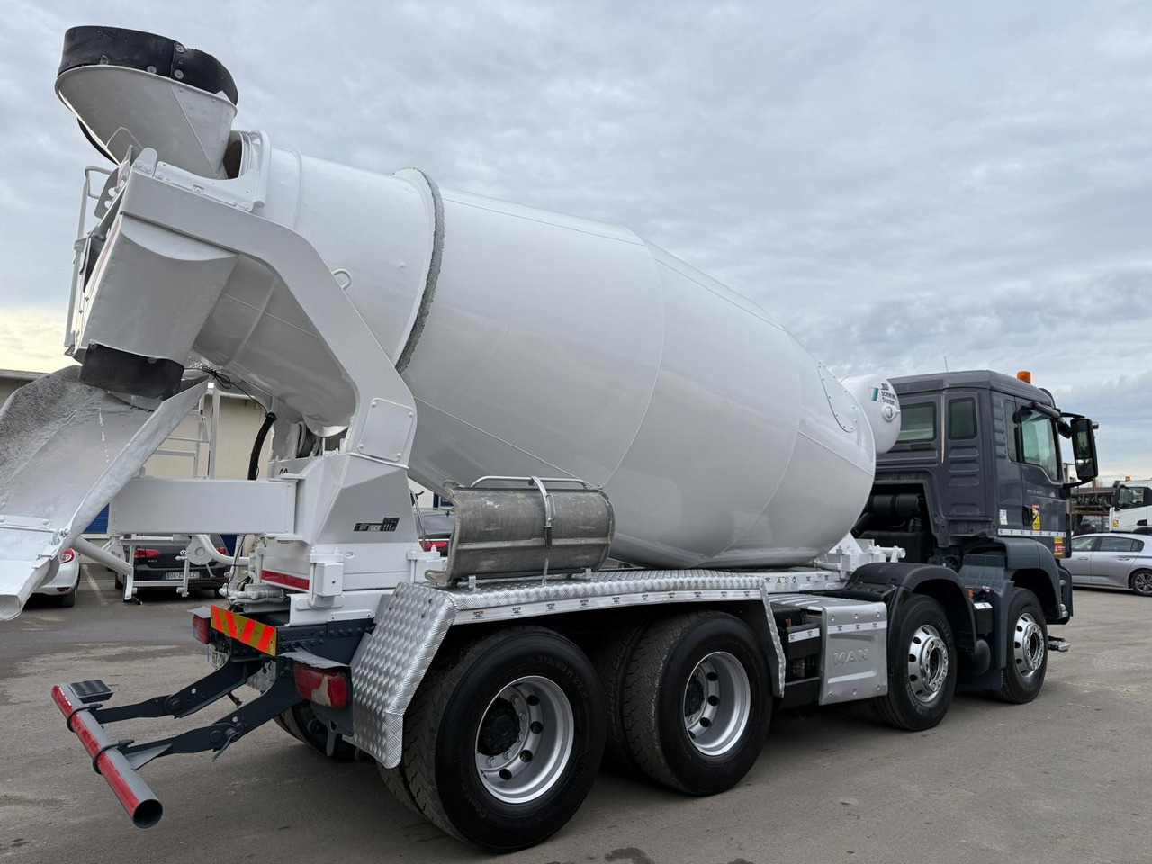 Camion béton MAN TGS 32.420 FF-957-DW - משאית מערבלת בטון: תמונה 5 Camion béton MAN TGS 32.420 FF-957-DW - משאית מערבלת בטון: תמונה 5