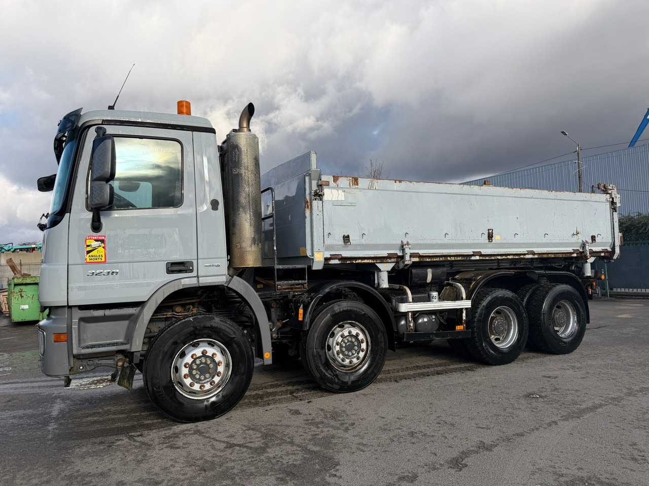 Camion porteur bi-benne AX-614-PE - מזהיר: תמונה 2 Camion porteur bi-benne AX-614-PE - מזהיר: תמונה 2