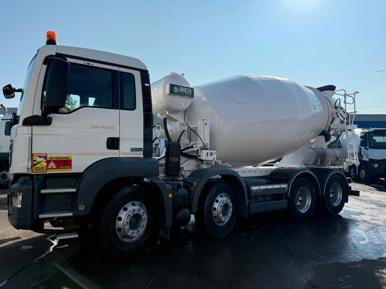 MAN TGS 32.360 - משאית מערבלת בטון: תמונה 1 MAN TGS 32.360 - משאית מערבלת בטון: תמונה 1