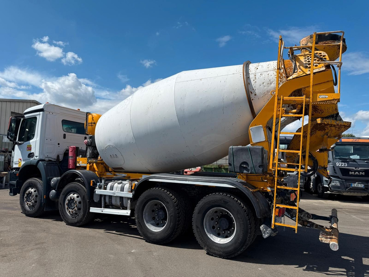 Mercedes-Benz Arocs 3240 - משאית מערבלת בטון: תמונה 4 Mercedes-Benz Arocs 3240 - משאית מערבלת בטון: תמונה 4