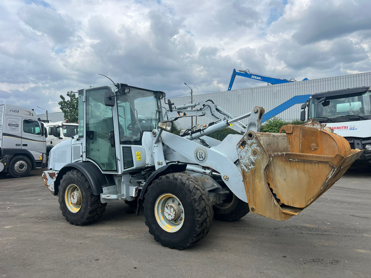 Mini chargeuse Caterpillar 906 - מעמיס קומפקטי: תמונה 4 Mini chargeuse Caterpillar 906 - מעמיס קומפקטי: תמונה 4