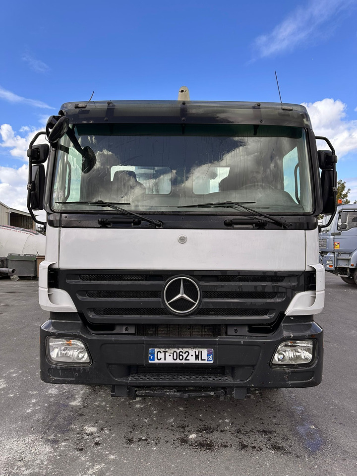 Pompe à béton Schwing 34m avec cabine Mercedes Benz Actros CT-062-WL Année 2008 - משאית משאבת בטון: תמונה 1 Pompe à béton Schwing 34m avec cabine Mercedes Benz Actros CT-062-WL Année 2008 - משאית משאבת בטון: תמונה 1