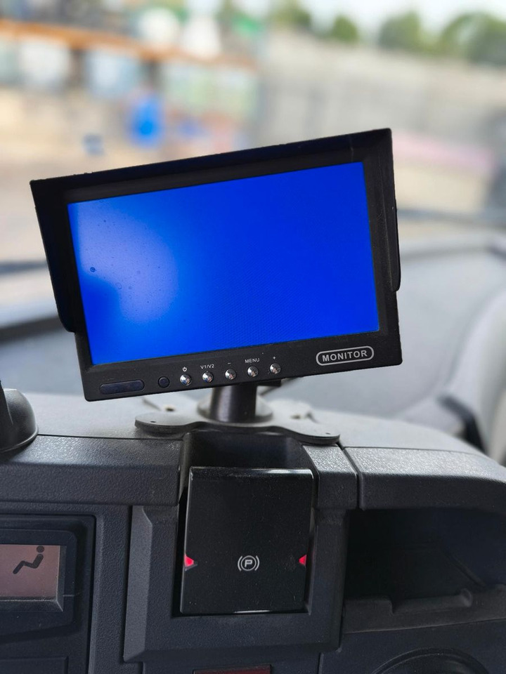 הַחכָּרָה  Renault C380 Renault C380: תמונה 10