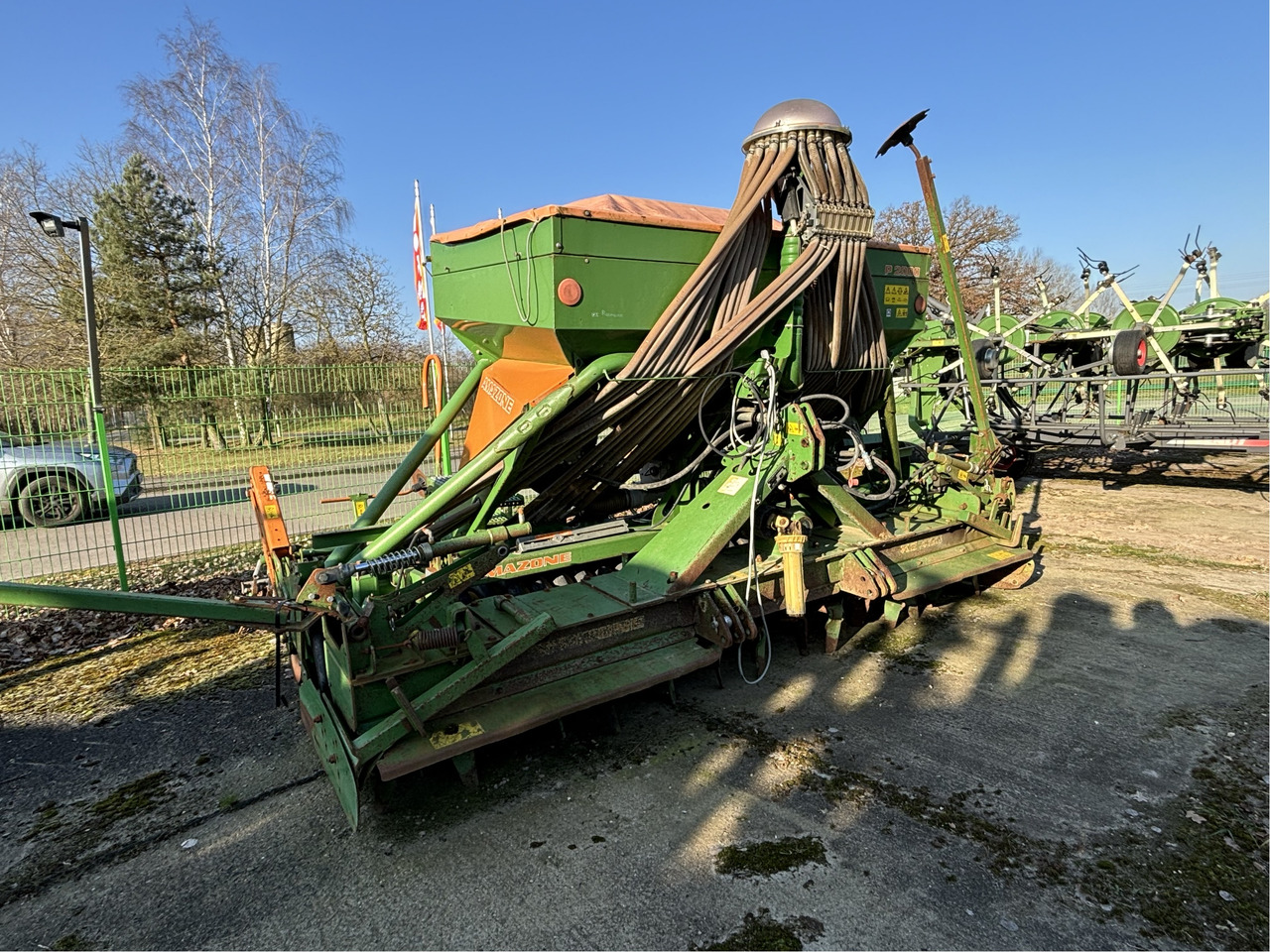 Amazone AD-P Super 4m auf KG 405 - מקדחת זרעים: תמונה 2 Amazone AD-P Super 4m auf KG 405 - מקדחת זרעים: תמונה 2