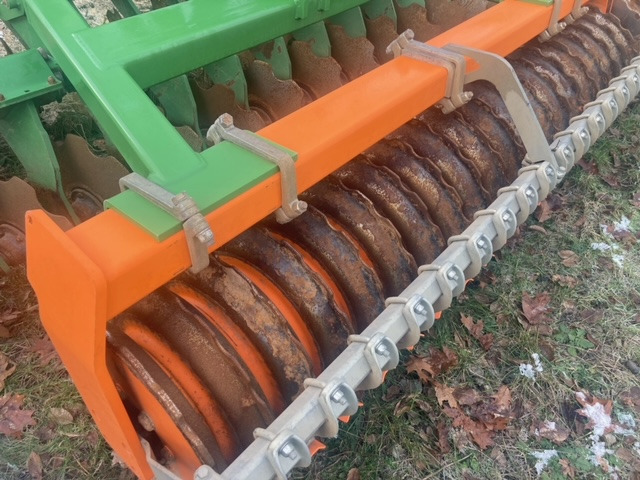 Amazone Catros  5002-2 - משדדת דיסק: תמונה 4 Amazone Catros  5002-2 - משדדת דיסק: תמונה 4