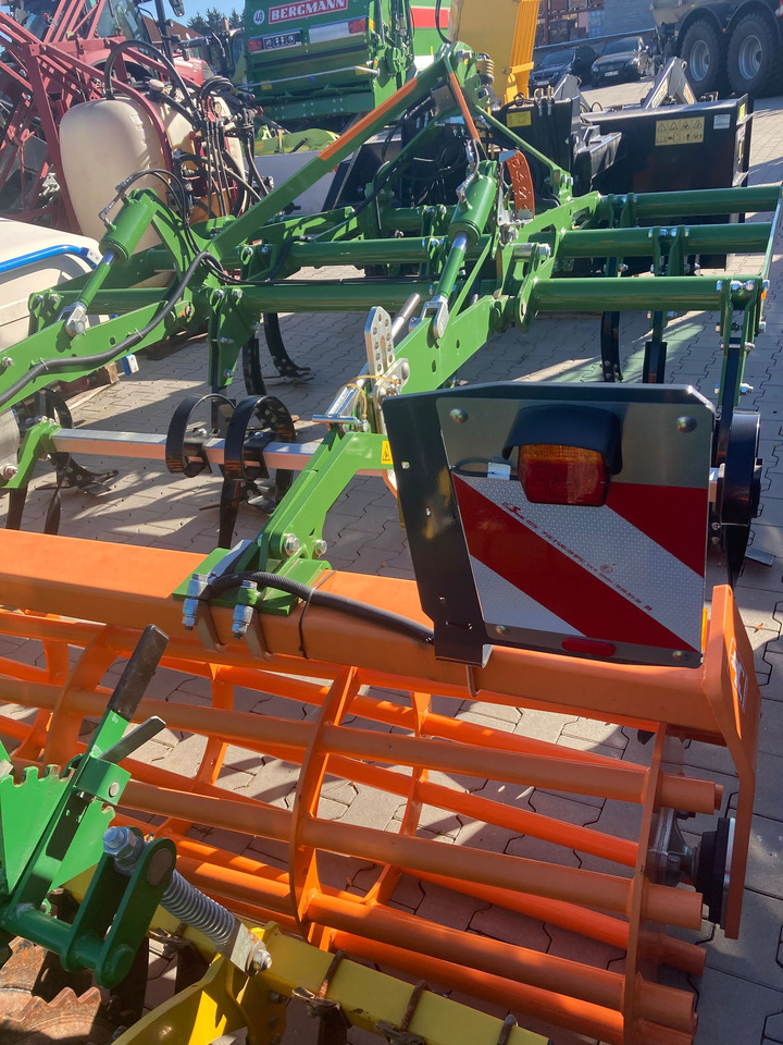 Amazone Cenio 3000 Special - קלטרת: תמונה 1 Amazone Cenio 3000 Special - קלטרת: תמונה 1