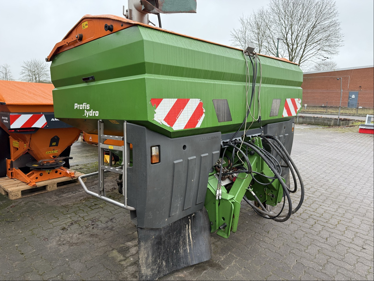 Amazone ZA-TS Anbaustreuer - מרסס: תמונה 1 Amazone ZA-TS Anbaustreuer - מרסס: תמונה 1