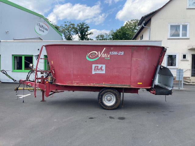 BVL V-Mix 15N 2S Futtermischwagen - עגלת מערבל מספוא: תמונה 1 BVL V-Mix 15N 2S Futtermischwagen - עגלת מערבל מספוא: תמונה 1
