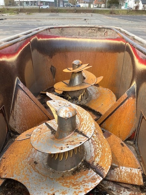 BVL V-Mix Plus 20-2S - עגלת מערבל מספוא: תמונה 2 BVL V-Mix Plus 20-2S - עגלת מערבל מספוא: תמונה 2