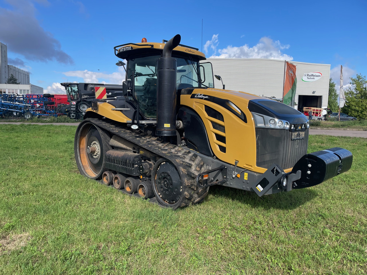 Challenger MT 875 E - טרקטור חקלאי: תמונה 1 Challenger MT 875 E - טרקטור חקלאי: תמונה 1