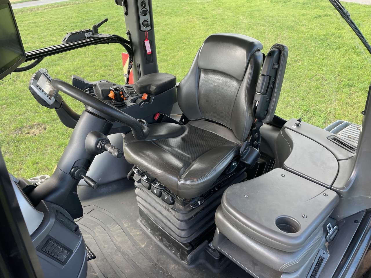 Challenger MT 875 E - טרקטור חקלאי: תמונה 4 Challenger MT 875 E - טרקטור חקלאי: תמונה 4