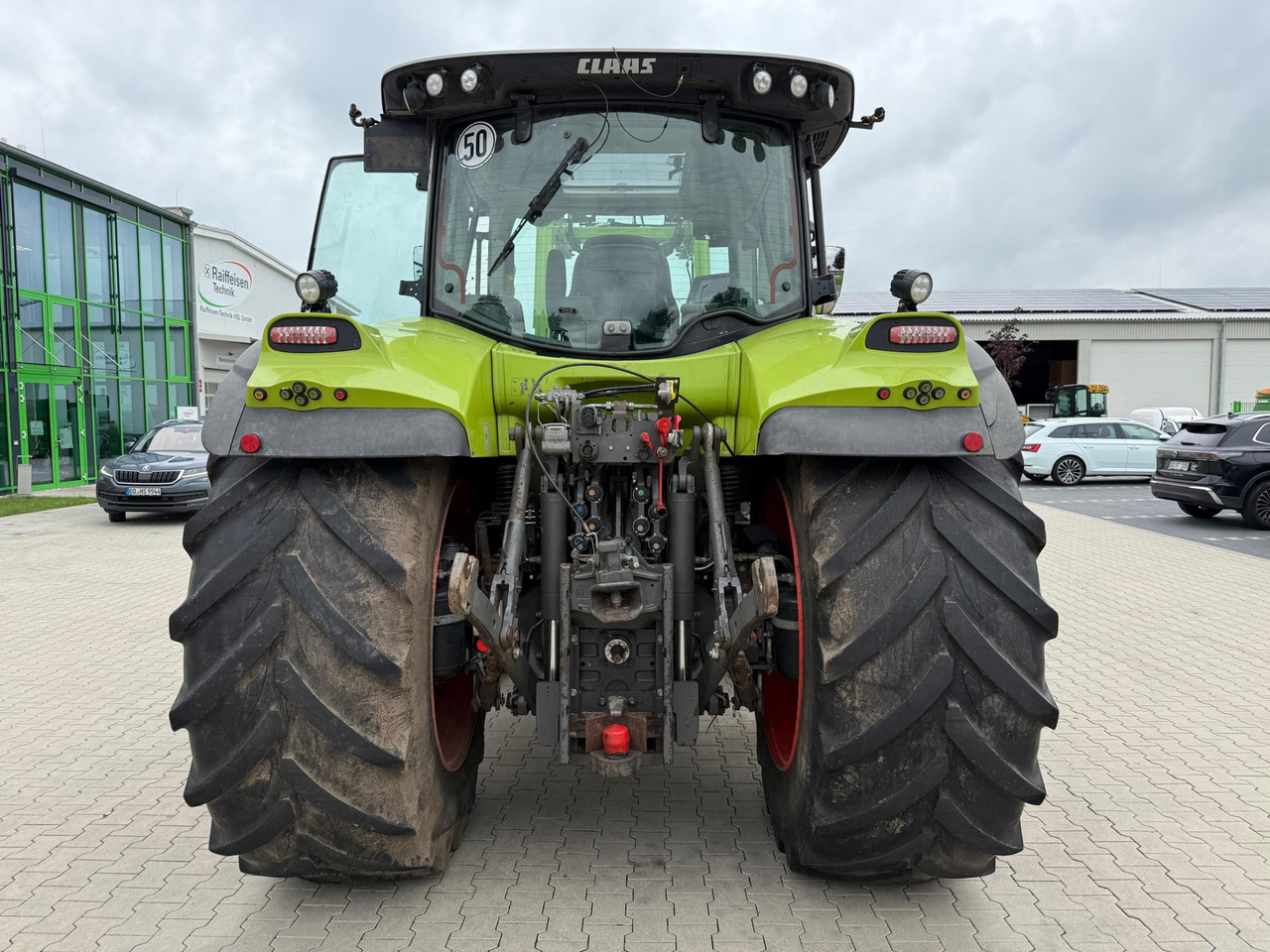 Claas Arion 650 C-Matic - טרקטור חקלאי: תמונה 4 Claas Arion 650 C-Matic - טרקטור חקלאי: תמונה 4