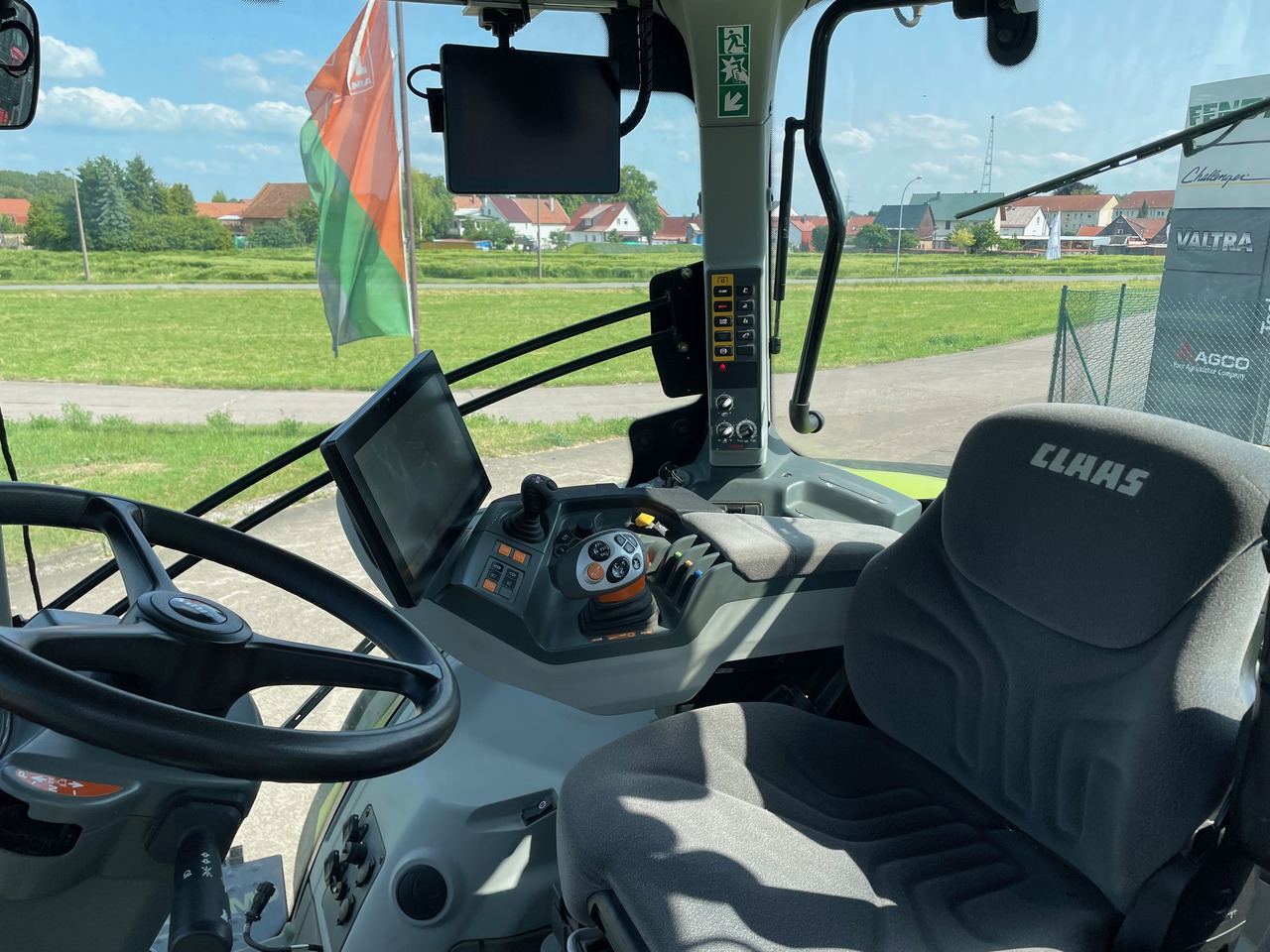 Claas Axion 870 CMATIC - טרקטור חקלאי: תמונה 4 Claas Axion 870 CMATIC - טרקטור חקלאי: תמונה 4