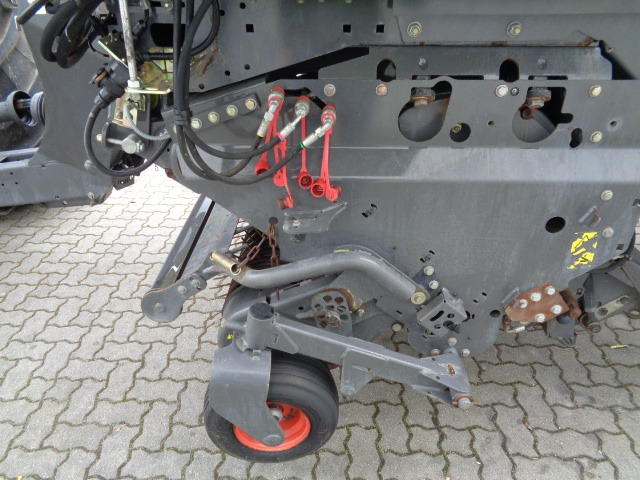 Claas Cargos 8400 - עגלת טעינה עצמית: תמונה 3 Claas Cargos 8400 - עגלת טעינה עצמית: תמונה 3