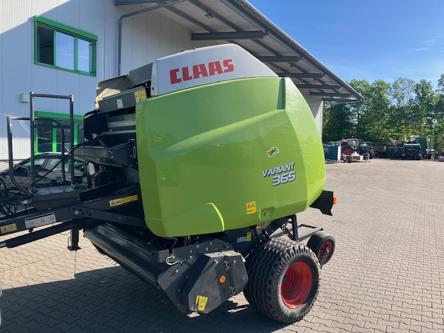 Claas Variant 365 - ציוד חציר ומספוא: תמונה 1 Claas Variant 365 - ציוד חציר ומספוא: תמונה 1