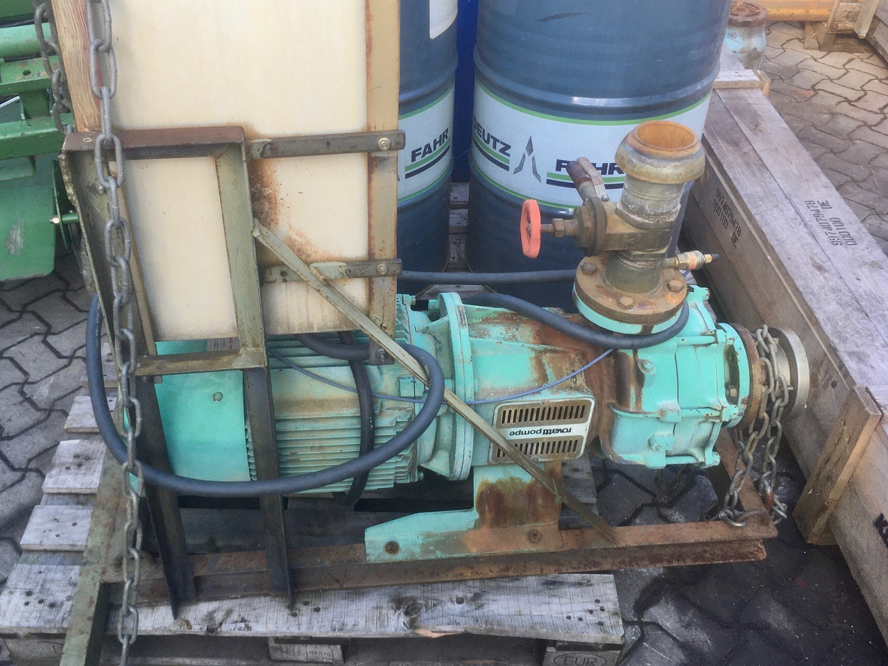Eigenbau Elektroaggregat m.30 - מערכת השקיה: תמונה 5 Eigenbau Elektroaggregat m.30 - מערכת השקיה: תמונה 5