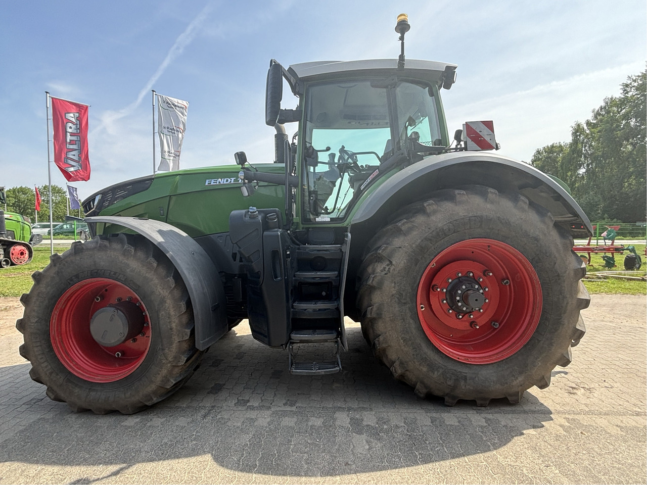 Fendt 1050 Vario S4 ProfiPlus - טרקטור חקלאי: תמונה 3 Fendt 1050 Vario S4 ProfiPlus - טרקטור חקלאי: תמונה 3