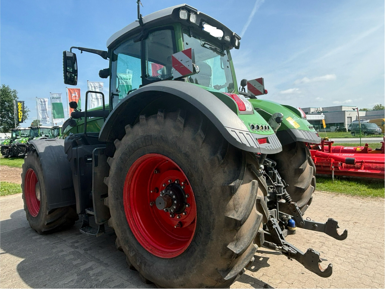 Fendt 1050 Vario S4 ProfiPlus - טרקטור חקלאי: תמונה 4 Fendt 1050 Vario S4 ProfiPlus - טרקטור חקלאי: תמונה 4