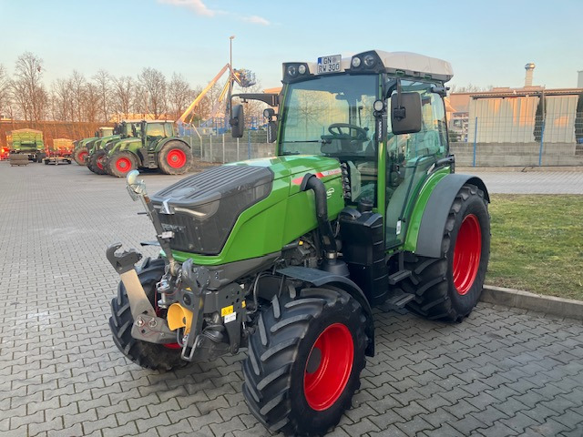 Fendt 211P Vario Gen3 Profi Setting1 - טרקטור חקלאי: תמונה 1 Fendt 211P Vario Gen3 Profi Setting1 - טרקטור חקלאי: תמונה 1