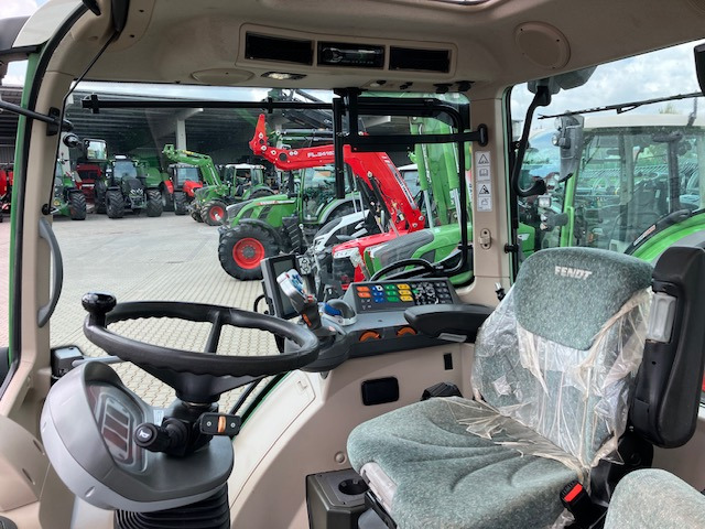 Fendt 313 Vario S4 Profi - טרקטור חקלאי: תמונה 3 Fendt 313 Vario S4 Profi - טרקטור חקלאי: תמונה 3