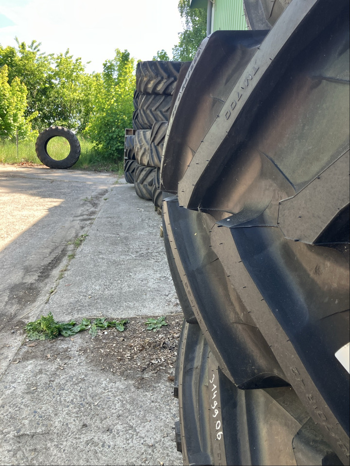 Fendt 580/70R42 u. 540/65R30 - גלגלים וצמיגים: תמונה 3 Fendt 580/70R42 u. 540/65R30 - גלגלים וצמיגים: תמונה 3