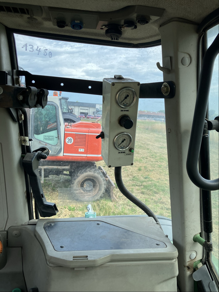 Fendt 718 Com3 Vario TMS - טרקטור חקלאי: תמונה 2 Fendt 718 Com3 Vario TMS - טרקטור חקלאי: תמונה 2