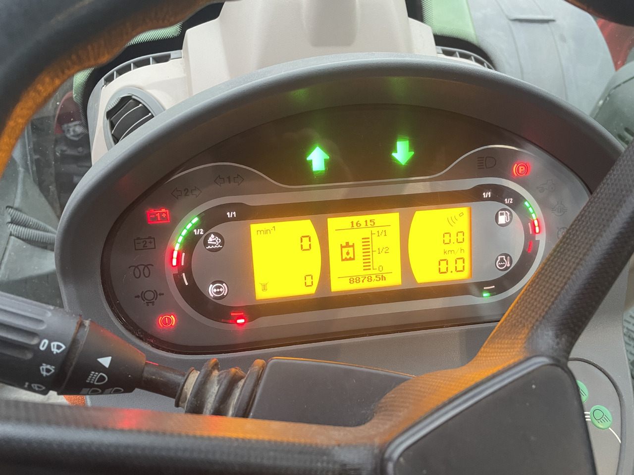 Fendt 718 Power Plus - טרקטור חקלאי: תמונה 4 Fendt 718 Power Plus - טרקטור חקלאי: תמונה 4