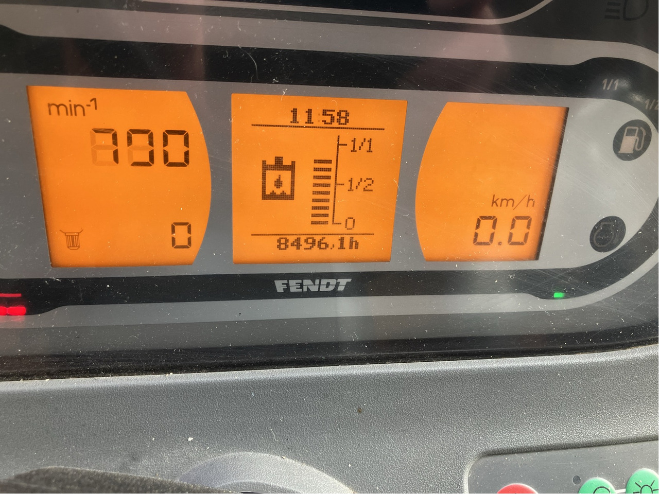 Fendt 718 Vario S4 Power - טרקטור חקלאי: תמונה 3 Fendt 718 Vario S4 Power - טרקטור חקלאי: תמונה 3
