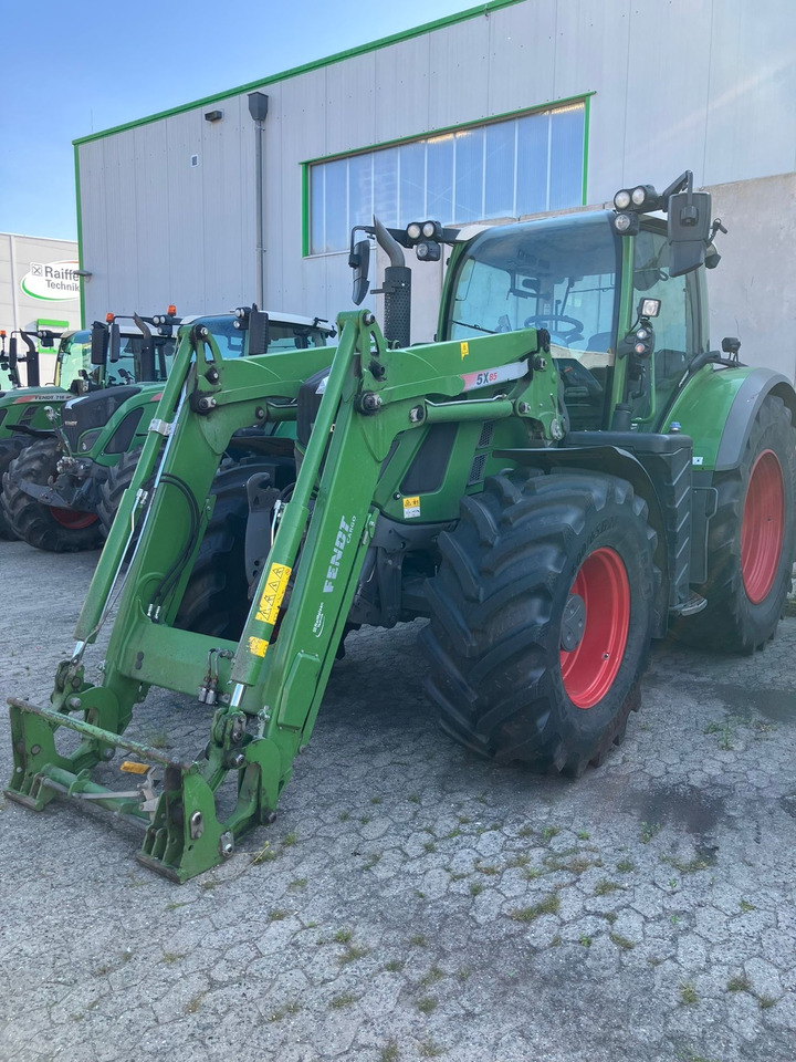 Fendt 718 Vario S4 Power - טרקטור חקלאי: תמונה 1 Fendt 718 Vario S4 Power - טרקטור חקלאי: תמונה 1