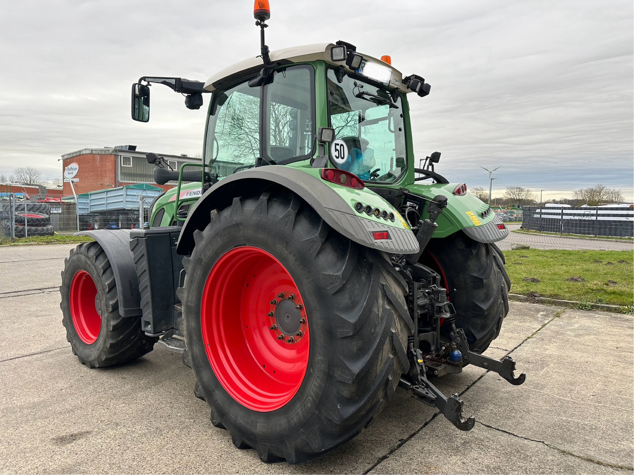 Fendt 724 Vario S4 ProfiPlus - טרקטור חקלאי: תמונה 2 Fendt 724 Vario S4 ProfiPlus - טרקטור חקלאי: תמונה 2