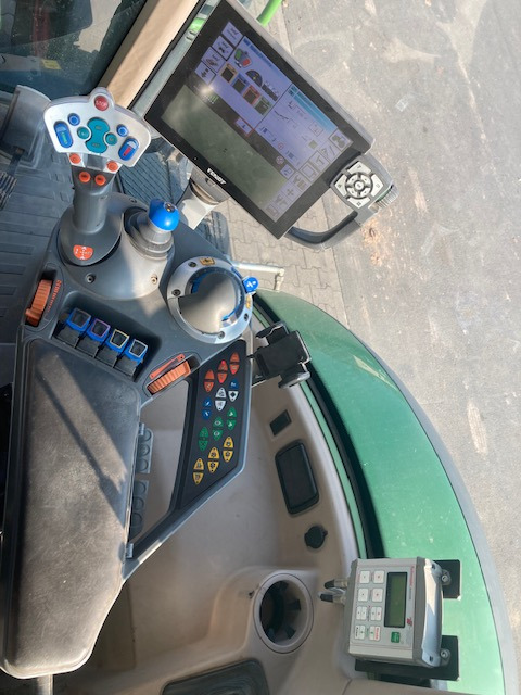 Fendt 724 Vario S4 ProfiPlus - טרקטור חקלאי: תמונה 4 Fendt 724 Vario S4 ProfiPlus - טרקטור חקלאי: תמונה 4