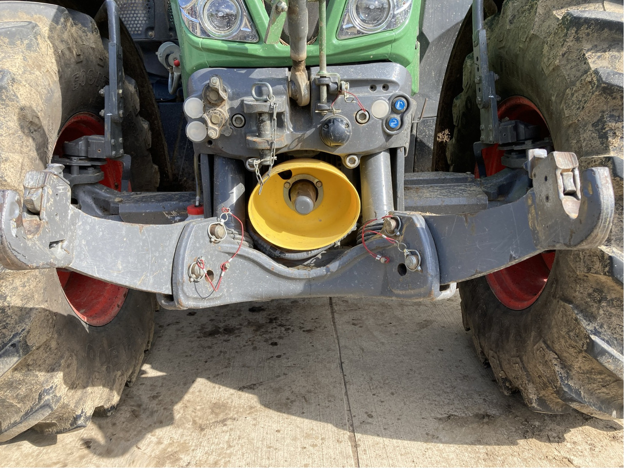 Fendt 724 Vario SCR - טרקטור חקלאי: תמונה 3 Fendt 724 Vario SCR - טרקטור חקלאי: תמונה 3