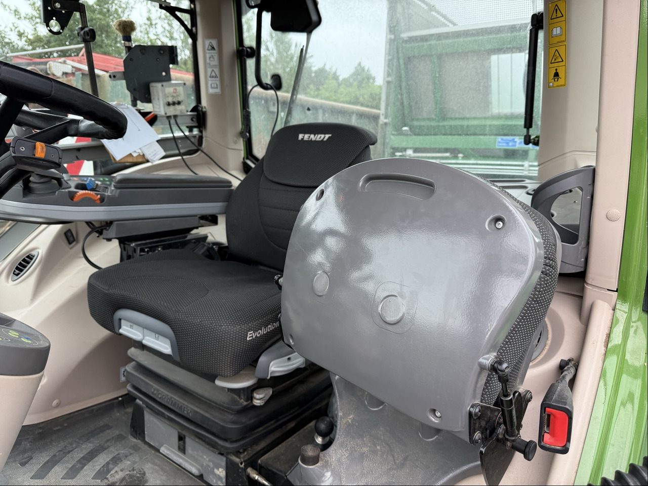 Fendt 828 Vario S4 ProfiPlus - טרקטור חקלאי: תמונה 2 Fendt 828 Vario S4 ProfiPlus - טרקטור חקלאי: תמונה 2