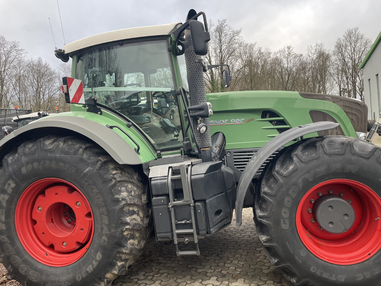 Fendt 927 Vario - טרקטור חקלאי: תמונה 3 Fendt 927 Vario - טרקטור חקלאי: תמונה 3