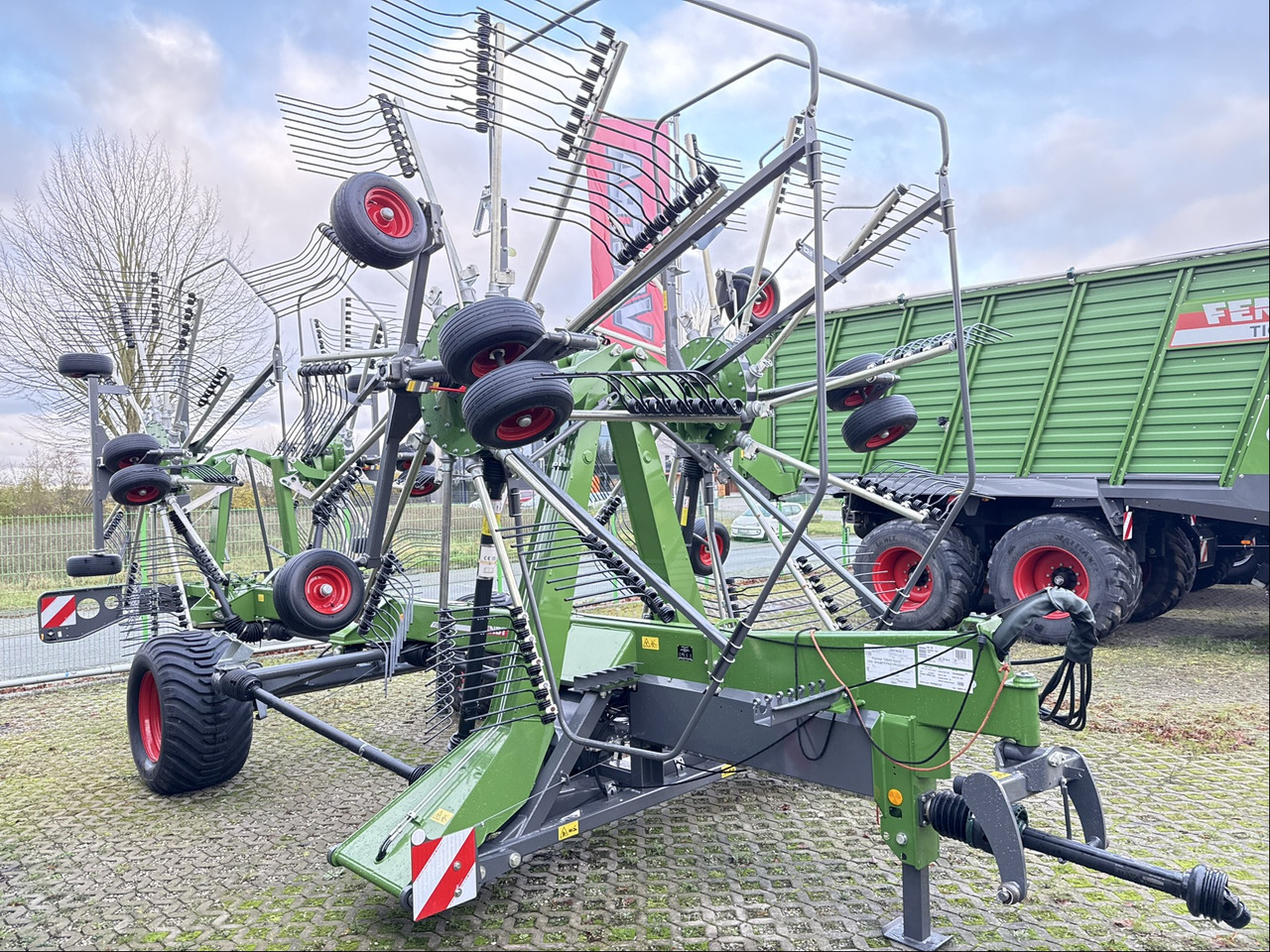 Fendt Former 12545 Gen2 - גורף/ מגרפה: תמונה 2 Fendt Former 12545 Gen2 - גורף/ מגרפה: תמונה 2
