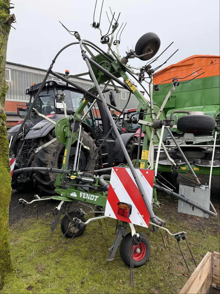Fendt Twister 7706 DN - גורף/ מגרפה: תמונה 2 Fendt Twister 7706 DN - גורף/ מגרפה: תמונה 2