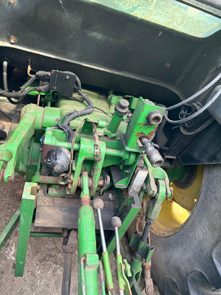 John Deere 5075 E - טרקטור חקלאי: תמונה 5 John Deere 5075 E - טרקטור חקלאי: תמונה 5