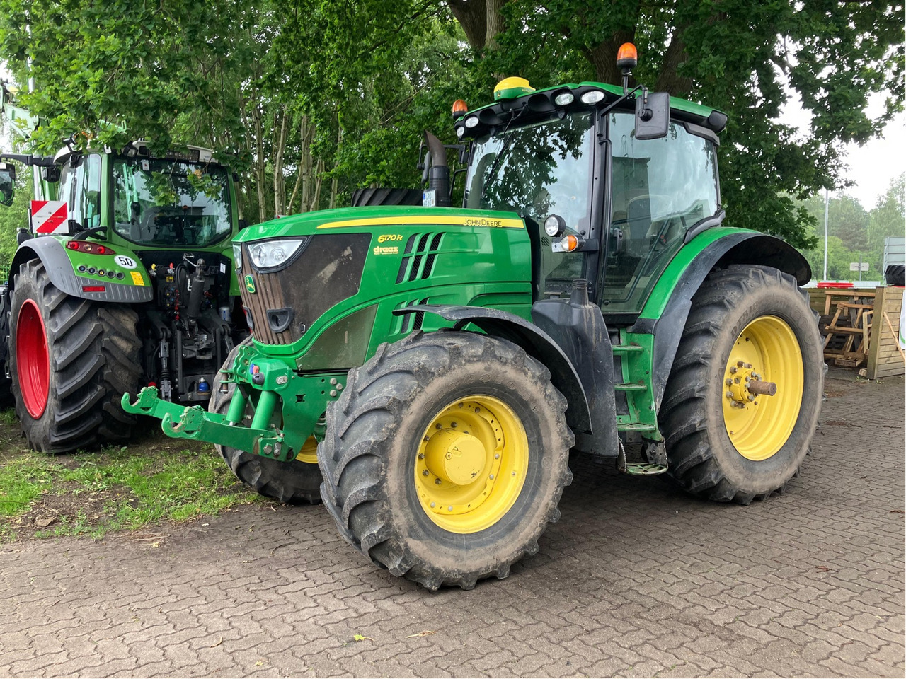 John Deere 6170 R AutoPower - טרקטור חקלאי: תמונה 1 John Deere 6170 R AutoPower - טרקטור חקלאי: תמונה 1