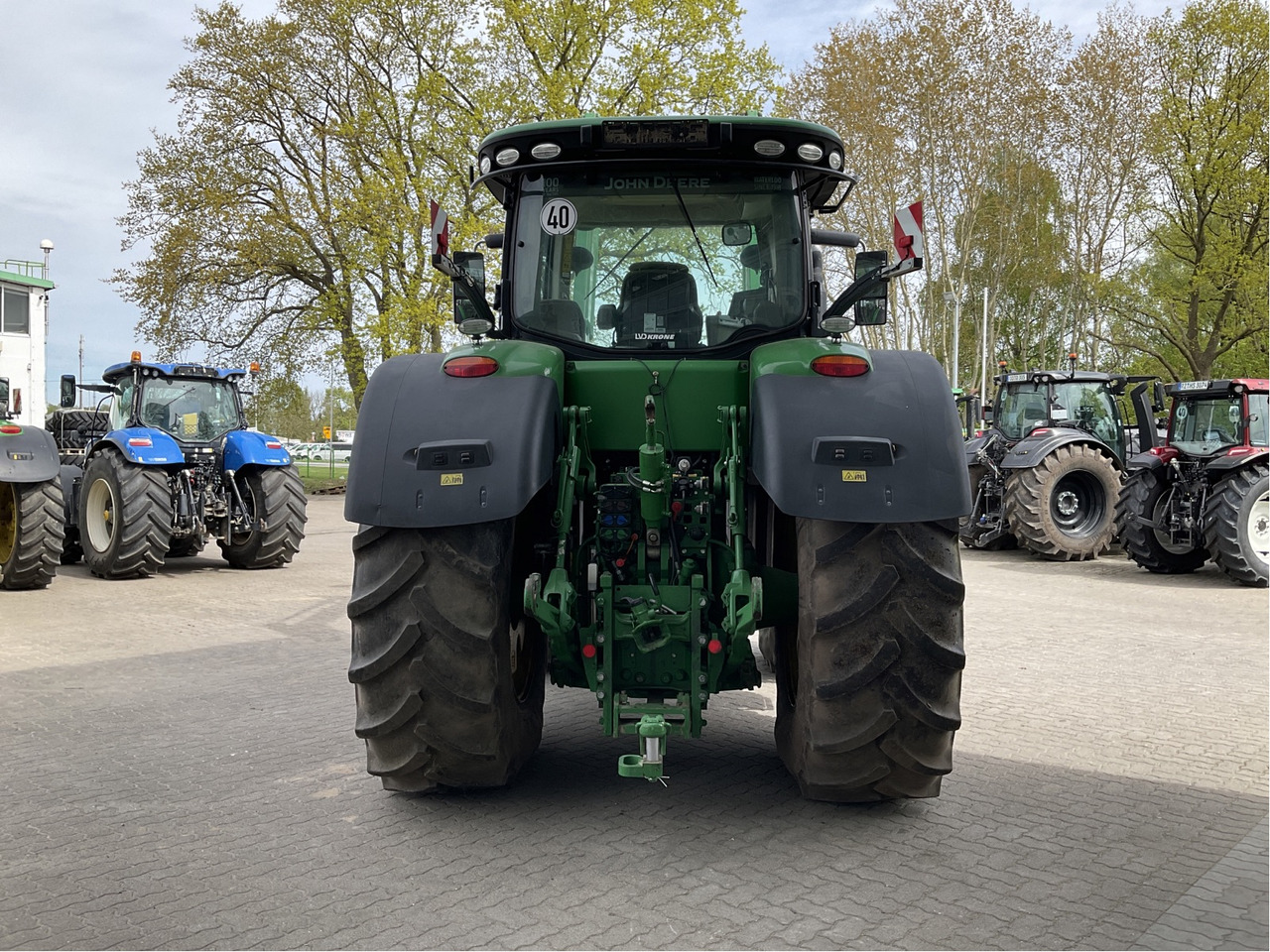 John Deere 7310 R - טרקטור חקלאי: תמונה 5 John Deere 7310 R - טרקטור חקלאי: תמונה 5