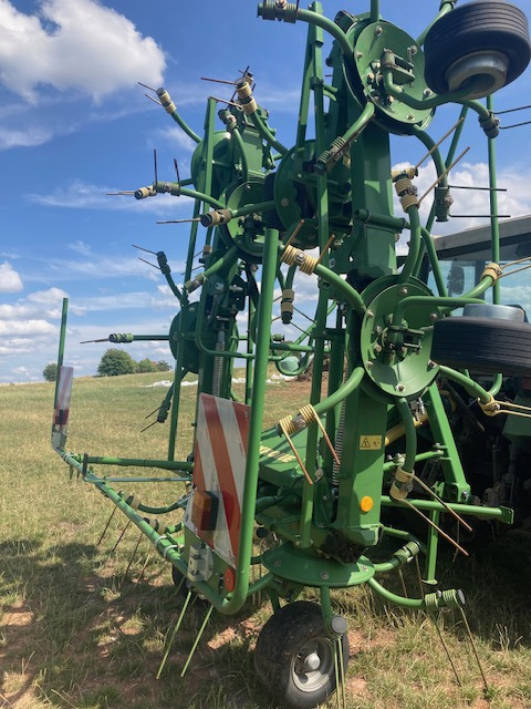 Krone KW 8.82/8 - גורף/ מגרפה: תמונה 4 Krone KW 8.82/8 - גורף/ מגרפה: תמונה 4